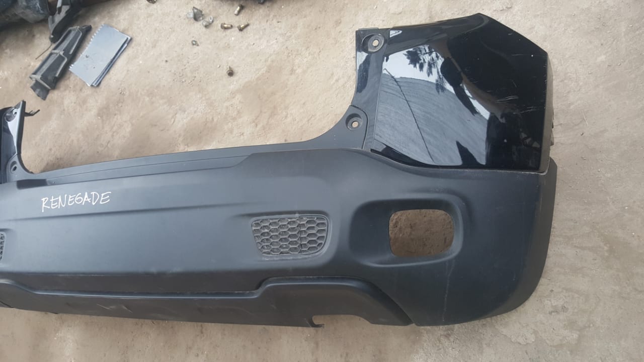 PARACHOQUES POSTERIOR JEEP RENEGADE 2014 AL 2019